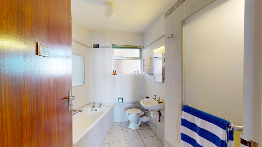 2 Bedroom Property for Sale in Strand North Western Cape